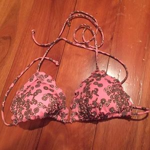 [🍁BOGO FREE 🍁]NWOT Billabong Triangle Bikini Top
